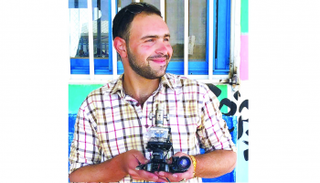 الميكروسكوب يفيد طلاب المدارس والجامعات