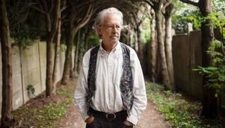 الكاتب النمساوي بيتر هاندكه 