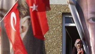 تعنت أردوغان وعدوانه على سوريا يحطمان اقتصاد تركيا "الهش"