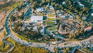 حديقة الوحدة الإثيوبية بالقصر الرئاسي في أديس أبابا 