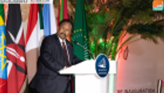 حمدوك: نتطلع للعمل مع إثيوبيا على إنهاء الصراعات بالإقليم 