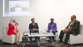 جانب من جلسة "الخط العربي وحجم الاهتمام الإماراتي ومبادرات حفظه"