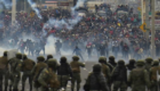 مواجهات بين الشرطة ومحتجين في عاصمة الإكوادور