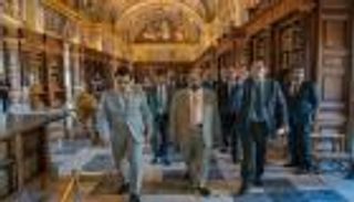 حاكم الشارقة يزور مكتبة الإسكوريال الإسبانية