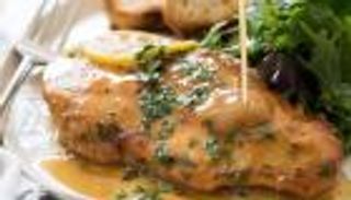 طريقة عمل صدور الدجاج بصوص الزبدة