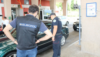 عناصر من "يوروبول"