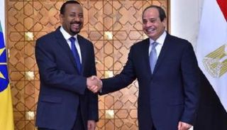 الرئيس المصري خلال لقاء سابق برئيس وزراء إثيوبيا