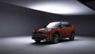 تويوتا تكشف عن سعر طراز RAV4 الكهربائي