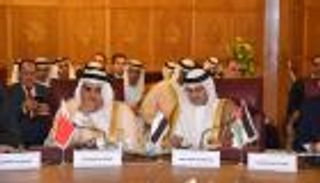 قرقاش يطالب بخروج القوات التركية والأجنبية من سوريا