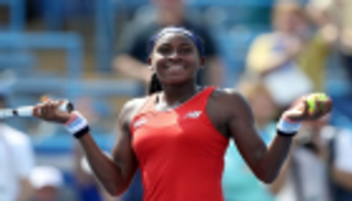 بعد تأجيل واجباتها المدرسية.. كوكو جوف تبلغ نصف نهائي لينز للتنس