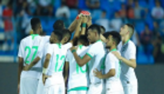 بطائرة خاصة و3 حافلات.. منتخب السعودية يصل فلسطين الأحد