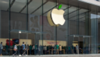 أبل تخطط لإطلاق آيفون وآيباد 5G في 2022