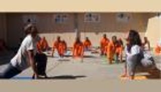 "يوجا السجون".. طريقة جديدة لمواجهة الجريمة