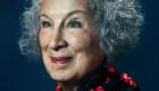 الكندية مارجريت آتوود "المرشحة لكل الجوائز" تنافس مجددا على "بوكر"