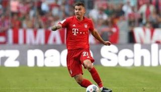 لوكاس هرنانديز بقميص بايرن