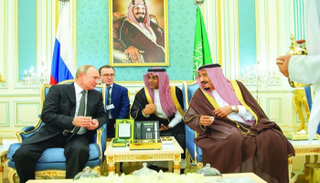 الملك سلمان بن عبدالعزيز آل سعود والرئيس فلاديمير بوتين