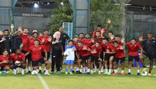 فريق بني ياس مع الناشئ