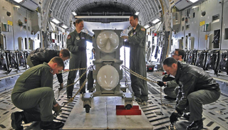 القنابل النووية الأمريكية - أرشيفية