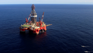 أسعار النفط تهبط