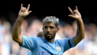 أجويرو ينجو من حادث سير