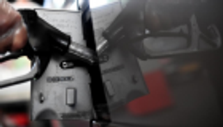 أسعار البنزين تكبح التضخم البريطاني في سبتمبر