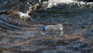 للحد من البلاستيك.. المياه في عبوات ألومنيوم