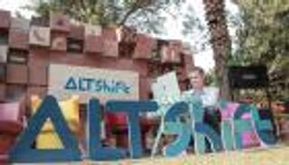 مهرجان "ألت شيفت" بمصر يرفع شعار "منتجات من القمامة"