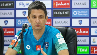 رازفان لوشيسكو مدرب الهلال السعودي