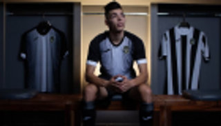 لاعب وفاق سطيف الجزائري يتلقى دعوة معايشة من نانت الفرنسي