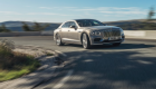 2020.. بنتلي تستعد لإطلاق Flying Spur الفارهة