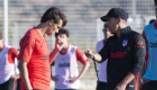 سيميوني يؤكد تعرض فيليكس لإصابة خطيرة