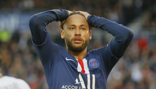 نيمار دا سيلفا لاعب باريس سان جيرمان