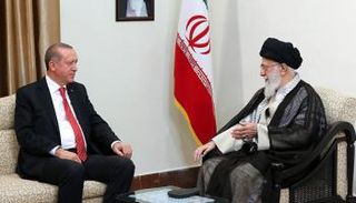الرئيس التركي أردوغان ومرشد إيران خامنئي