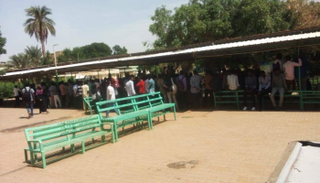 الإخوان يثيرون الرعب في جامعة الأزهري السودانية