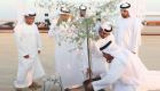 انطلاق فعاليات القرية التراثية لمهرجان سباق دلما البحري