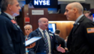 وول ستريت تفتح على ارتفاع تفاؤلا باتفاق تجاري