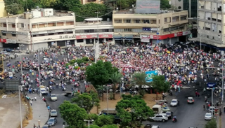 لبنان يعاني من أزمة الثقة بين الشعب والحكومة