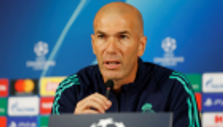 زيدان يعلق على أنباء إقالته من تدريب ريال مدريد