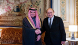 لودريان والجبير يبحثان بفرنسا الأوضاع الإقليمية والدولية