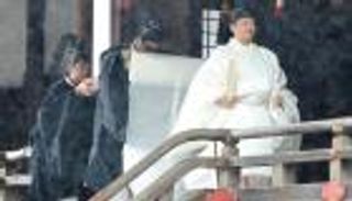 العفو عن نصف مليون سجين بمناسبة تنصيب إمبراطور اليابان