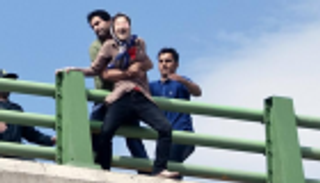 تزايد انتحار المراهقين يثير القلق في إيران