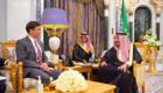 العاهل السعودي يبحث مع وزير الدفاع الأمريكي مستجدات المنطقة