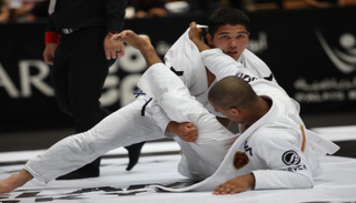 من منافسات اللعبة