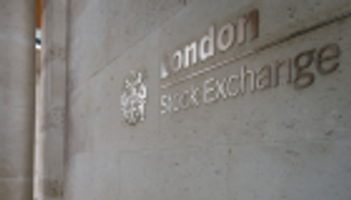 الأسهم الأوروبية تتراجع بعد فيض من نتائج الشركات