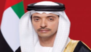 هزاع بن زايد وشينزو آبي يبحثان تعزيز التعاون المشترك