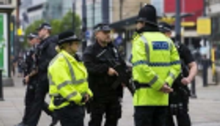 العثور على 39 جثة داخل حاوية في بريطانيا