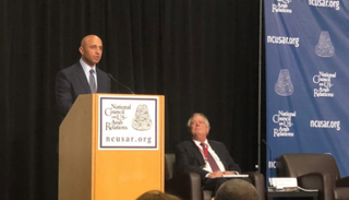 يوسف العتيبة سفير دولة الإمارات لدى الولايات المتحدة الأمريكية