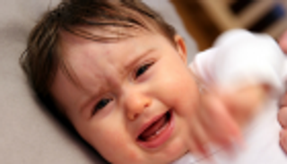 علامات تسنين الطفل.. احذر ارتفاع الحرارة