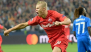 جوهرة سالزبورج يدخل التاريخ.. ويقلد احتفال صلاح