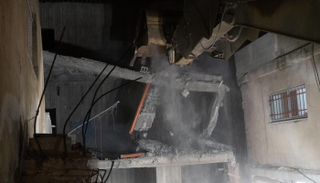 هدم المنزل الفلسطيني فجر اليوم